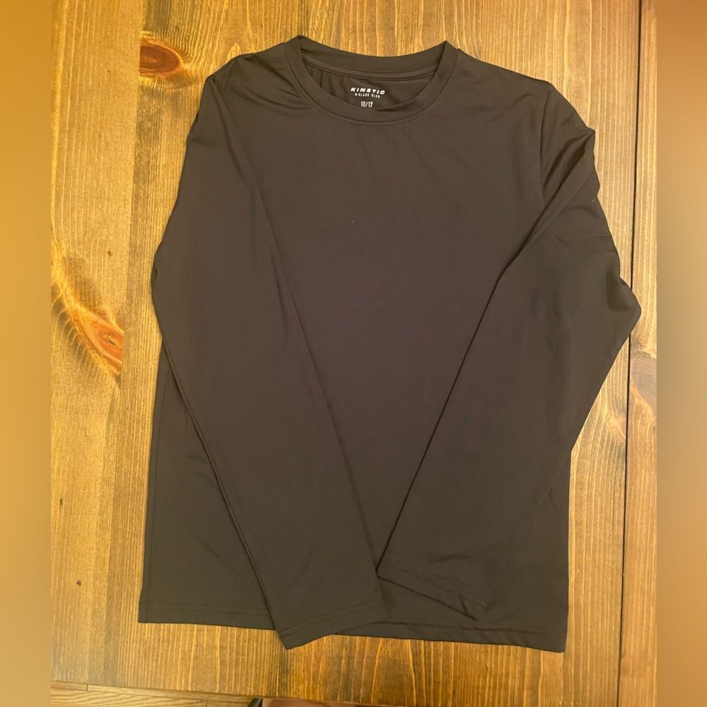Boys base layer long sleeve tee size 10-12 Kinetic by class club